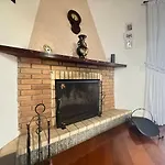 Casa Com Lareira E Churrasqueira 15 Min Do Centrinho
