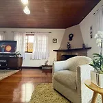 Casa Com Lareira E Churrasqueira 15 Min Do Centrinho