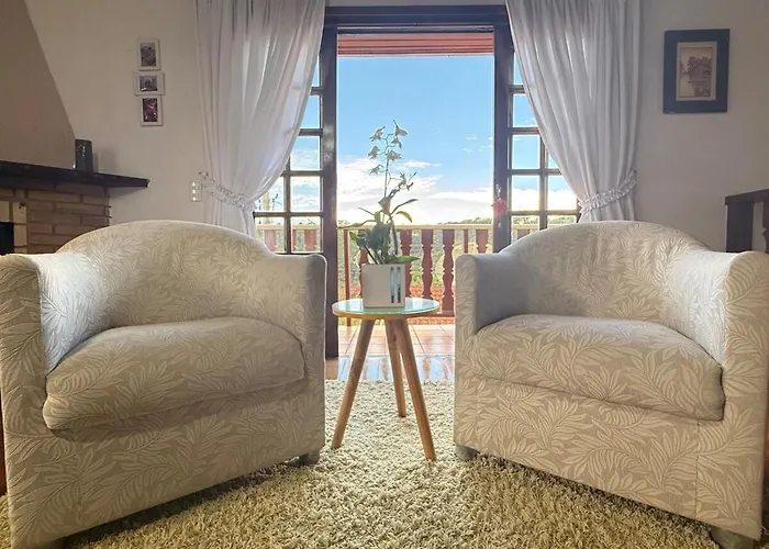 Casa Com Lareira E Churrasqueira 15 Min Do Centrinho