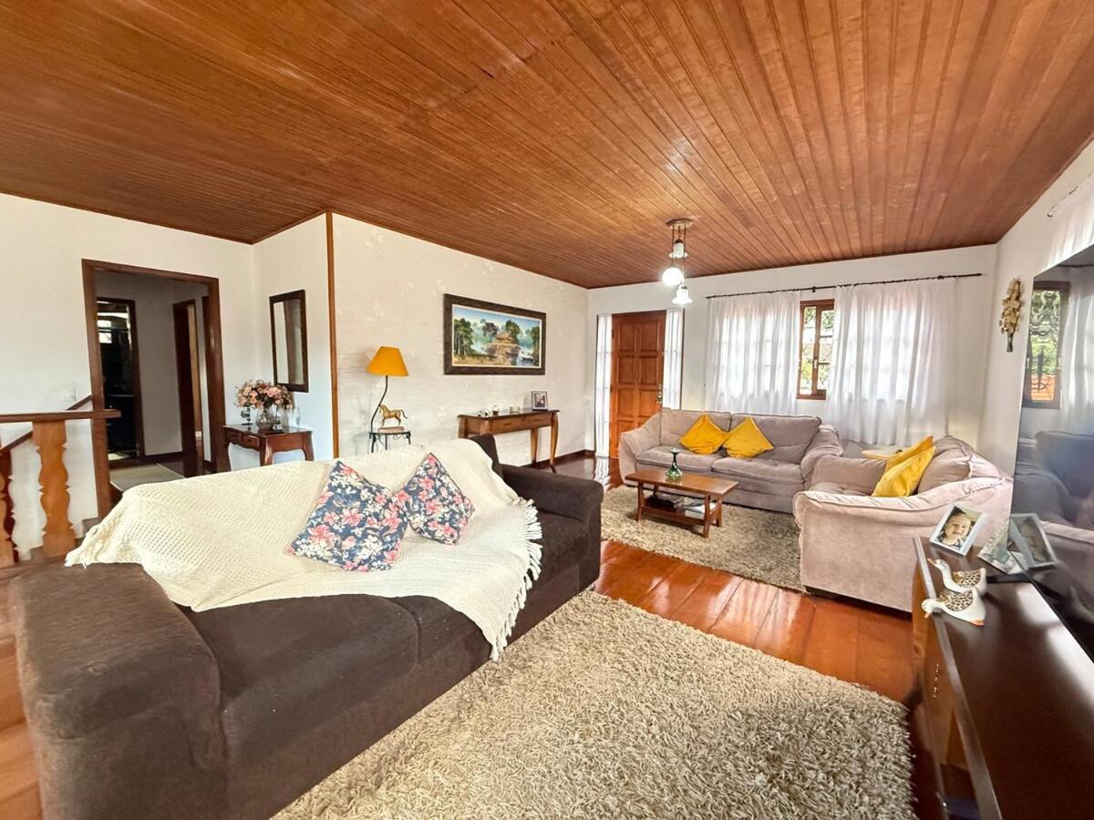 Casa Com Lareira E Churrasqueira 15 Min Do Centrinho Casa de férias